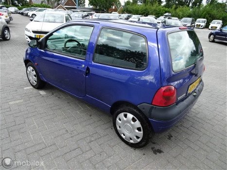 Renault Twingo - - 1.2 Expression STUURBEKRACHTIGING - 1