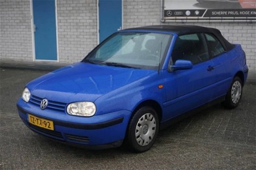 Volkswagen Golf Cabriolet - 1.8 Trendline - 1