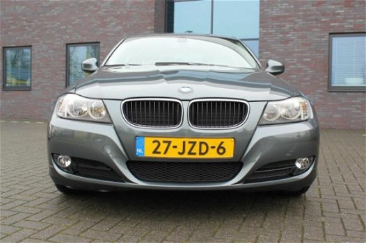 BMW 3-serie - 318i High Executive navigatie/Stoel verwarming - 1