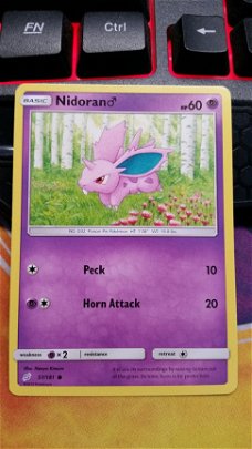 Nidoran  57/181 Team up