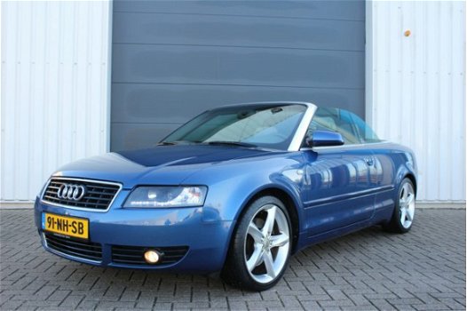 Audi A4 Cabriolet - 2.4 V6 Exclusive, Leer, Clima, LED, Lichtmetaal - 1