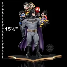 DC Comics Q-Master Diorama Batman: Family
