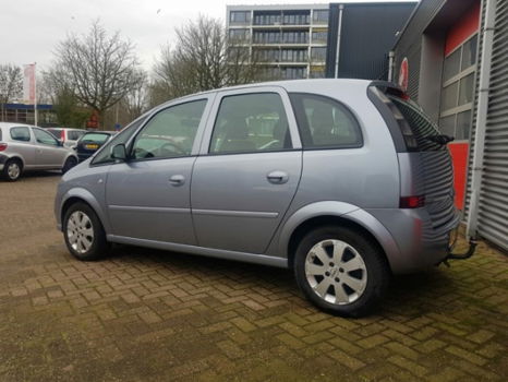 Opel Meriva - 1.6-16V Temptation - 1