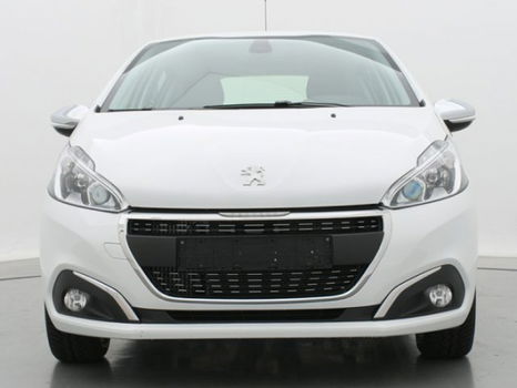 Peugeot 208 - 1.6 BlueHdi 100pk Executive | Navigatie | Climate Control | 16