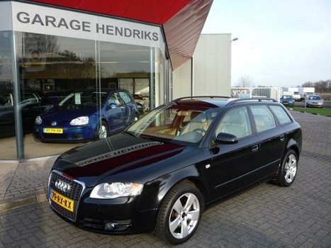 Audi A4 Avant - 2.0 T FSI quattro automaat (occasion) Leder , Navigatie - 1