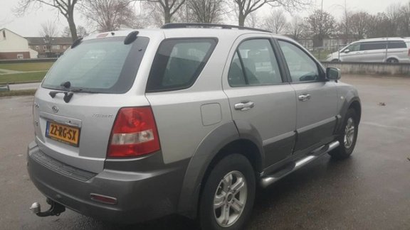 Kia Sorento - 2.4i EX Luxe - 1