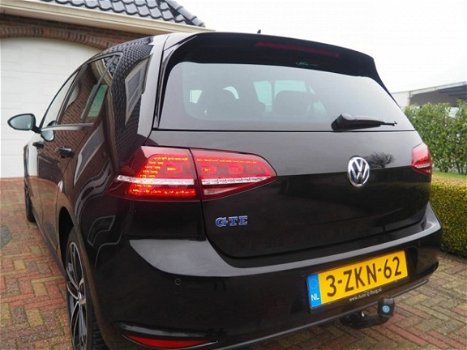Volkswagen Golf - 1.4 TSI GTE ACTIEPRIJS | Full options| Schuifdak| Adapt.cruise contr| Stoelverw| N - 1