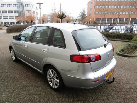 Fiat Croma - 2.2-16V Dynamic Aut Bj 2008 - 1