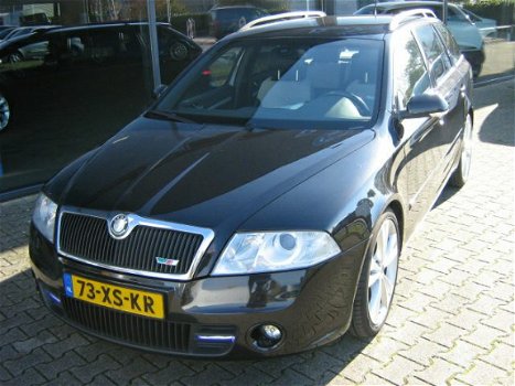 Skoda Octavia Combi - 2.0 TFSI RS - 1