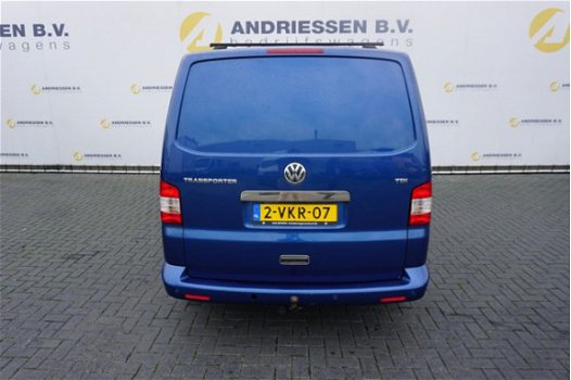 Volkswagen Transporter - T5 van 7.850, -- voor 6.869, -- Netto/Excl. BTW - 1