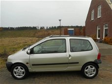 Renault Twingo - 1.2-16V Privilège / NAP / APK tot 21-10-2019 / Leer / Glazen schuifdak