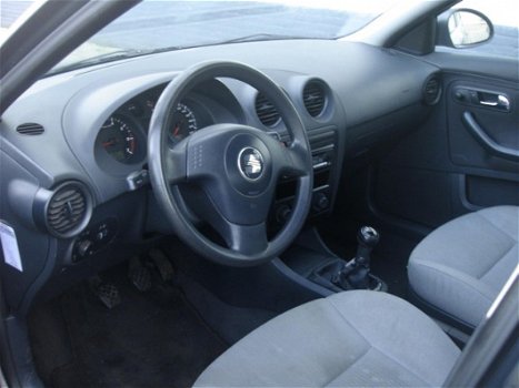 Seat Ibiza - 1.4-16V Stella - Nette auto MET NIEUWE APK - 1