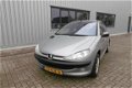 Peugeot 206 - 1.4 XT Airco 5 Deurs Apk 26-03-2020 - 1 - Thumbnail