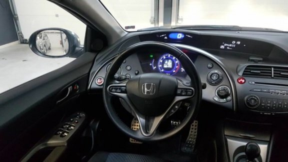 Honda Civic - 1.4 Silverstone - Clima, PDC, Cruise, LM, USB, AUX - 1