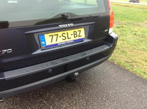 Volvo V70 - 2.4 D5 Edition II XENON LEER NWE APK NAP AUTOMAAT - 1