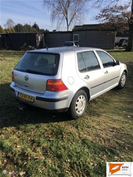 Volkswagen Golf - IV 1.4-16V Trendline NAP/NWE APK/AIRCO/5 DEURS - 1