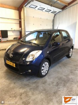 Toyota Yaris - II 1.3 VVTi Sol NAP/AIRCO/NWE APK/Z.G.A.N/LAGE KM STAND - 1