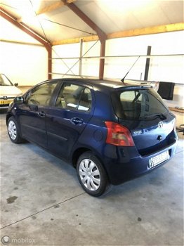 Toyota Yaris - II 1.3 VVTi Sol NAP/AIRCO/NWE APK/Z.G.A.N/LAGE KM STAND - 1