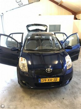 Toyota Yaris - II 1.3 VVTi Sol NAP/AIRCO/NWE APK/Z.G.A.N/LAGE KM STAND - 1