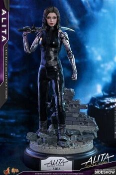 Hot Toys Alita Battle Angel MMS520 - 1