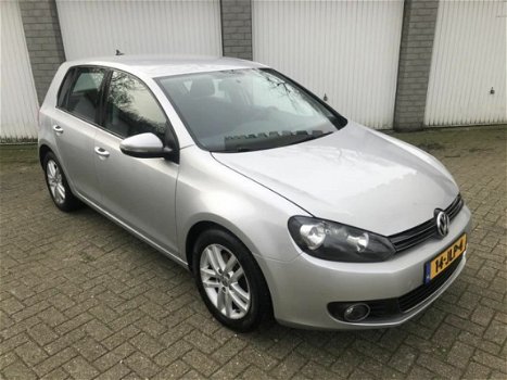 Volkswagen Golf - 2.0 TDI Highline - 1