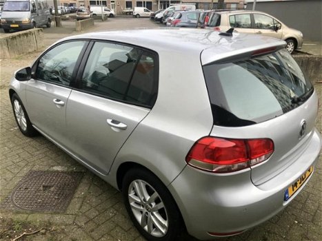 Volkswagen Golf - 2.0 TDI Highline - 1