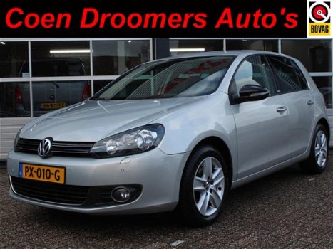 Volkswagen Golf - 1.2 TSI Style (Navigatie, Stoelverwarming, Cruise Ctrl, Radio-Cd, Parkeersensoren, - 1