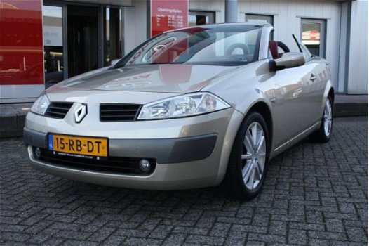 Renault Mégane coupé cabriolet - 2.0-16V Privilège Luxe - 1