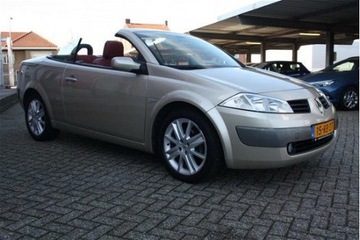 Renault Mégane coupé cabriolet - 2.0-16V Privilège Luxe - 1