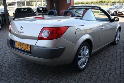 Renault Mégane coupé cabriolet - 2.0-16V Privilège Luxe - 1