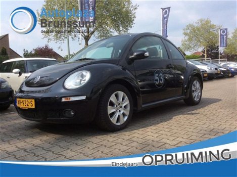 Volkswagen New Beetle - 1.6 Trendline - 1