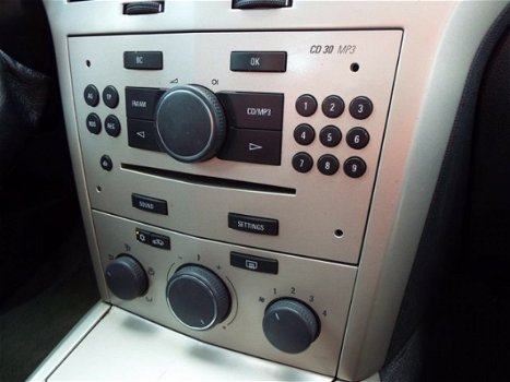 Opel Astra Wagon - 1.6 Business l Cruise control l Airco l Radio-/CD speler l Meeneemprijs/Inkeur ra - 1