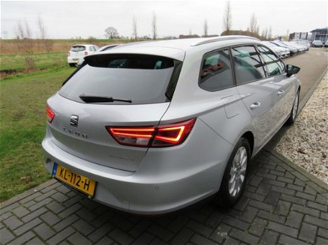 Seat Leon ST - 1.0 EcoTSI Style Connect LED koplampen Achteruitrijcamera DAB+ Navi Clima PDC Bluetoo - 1