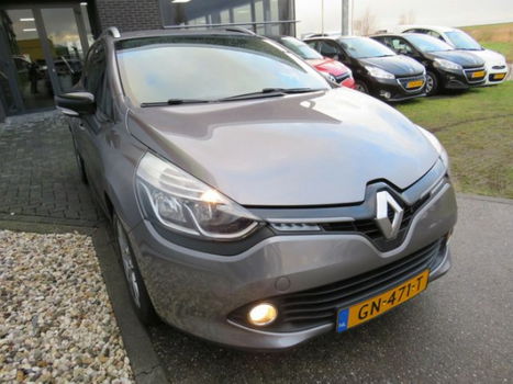 Renault Clio Estate - 1.5 dCi ECO Night&Day Navi Airco PDC Bluetooth Cruise - 1