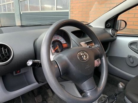 Toyota Aygo - 1.0-12V Cool 5 deurs APK 18-12-2020 - 1