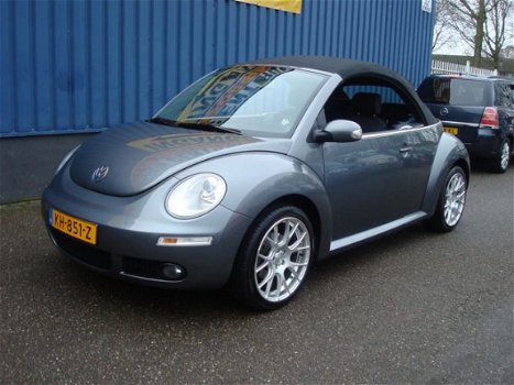 Volkswagen New Beetle Cabriolet - 1.4-16V Trendline AIRCO - 1