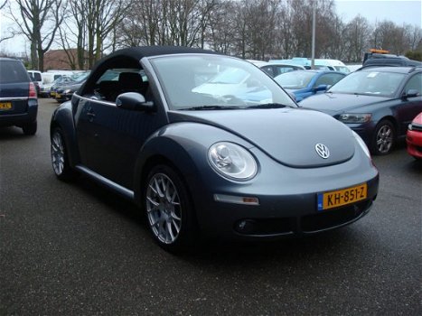 Volkswagen New Beetle Cabriolet - 1.4-16V Trendline AIRCO - 1