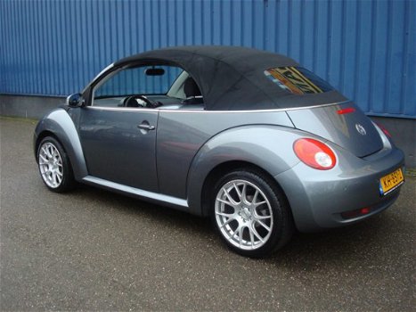 Volkswagen New Beetle Cabriolet - 1.4-16V Trendline AIRCO - 1