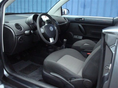 Volkswagen New Beetle Cabriolet - 1.4-16V Trendline AIRCO - 1