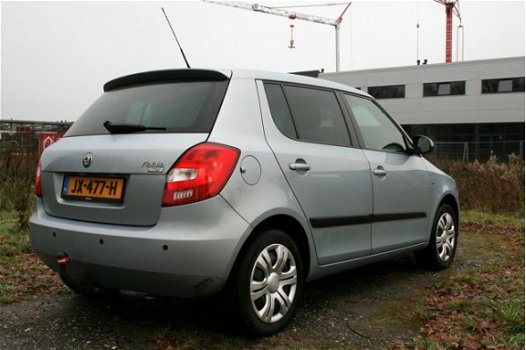 Skoda Fabia - 1.2 TSI Ambiente modeljaar 2011 - 1