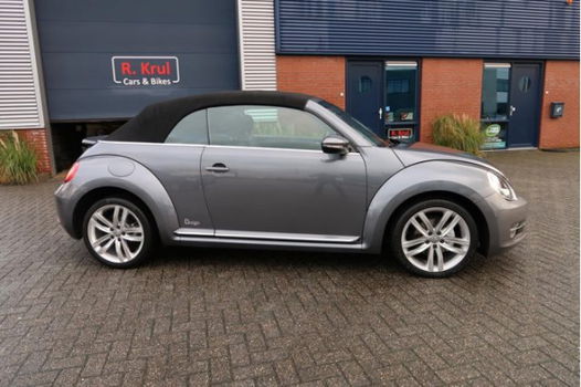 Volkswagen Beetle Cabriolet - 1.2 TSI Airco Cabrio Xenon Design NIEUWSTAAT 2013 Sportvelgen 18 Winds - 1