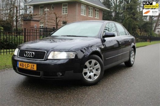 Audi A4 - 2.0 sedan Airco Cruise Control Xenon NAP - 1