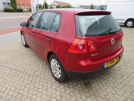 Volkswagen Golf - 1.4 FSI Trendline - 1