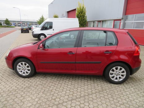 Volkswagen Golf - 1.4 FSI Trendline - 1