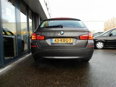 BMW 5-serie Touring - 523i High Executive - 1