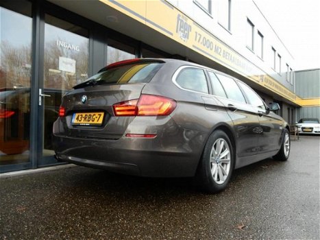 BMW 5-serie Touring - 523i High Executive - 1