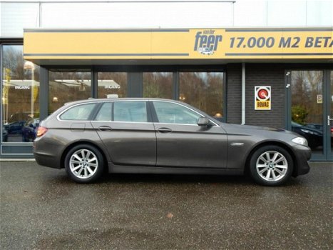 BMW 5-serie Touring - 523i High Executive - 1