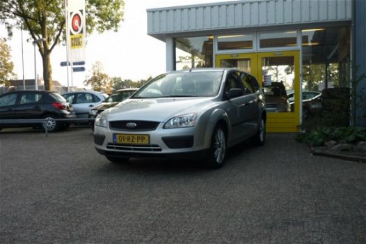 Ford Focus Wagon - 1.6-16V CHAMPION, Airco - 1