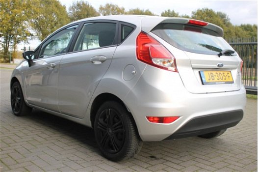 Ford Fiesta - 1.0 Style / Navigatie / dealer onderhouden / 1e eigenaar - 1