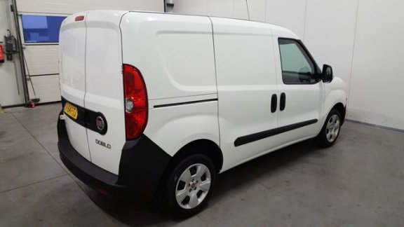 Fiat Doblò Cargo - 1.6 MultiJet SX GEEN BTW/CLIMA/6BAK - 1